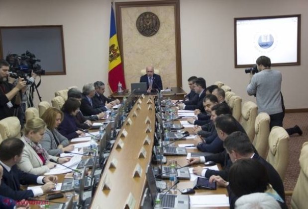 Decizie ÎNTÂRZIATĂ la Guvern. Cabinetul de miniștri a adoptat o hotărâre așteptată de mult timp