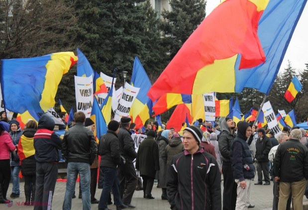 REPORTAJ FOTO, VIDEO // La Marea Adunare Tricoloră din centrul capitalei s-a scandat „UNIRE, UNIRE!!!”