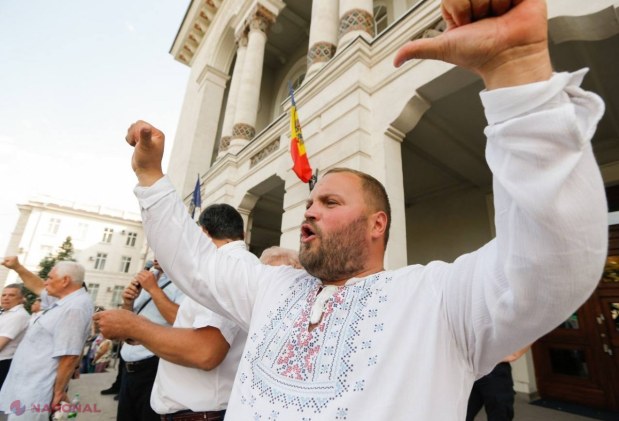 Un nou protest în fața Procuraturii Generale. Cei prezenți au cerut ELIBERAREA deputatului Partidului „ȘOR”, Marina Tauber