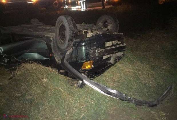 Accident teribil în apropiere de Chișinău: Un tânăr de 31 de ani a decedat, iar alte trei persoane au ajuns la spital, după ce mașina s-a inversat