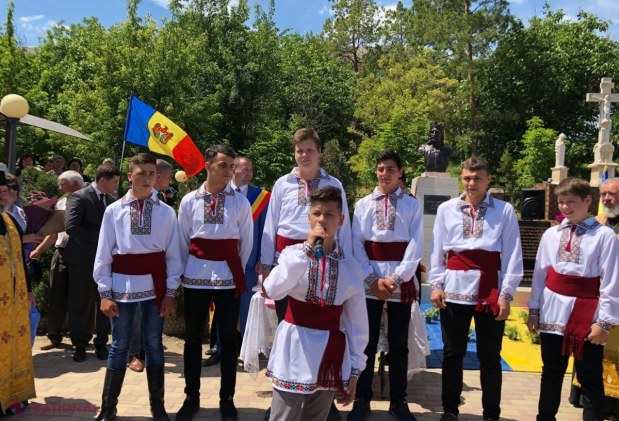 CENTENAR // Ștefan cel Mare și Sfânt, adus din Ilfov la Puhoi: „Visul domnitorului este să își unească neamul. Așa să ne ajute Dumnezeu!”