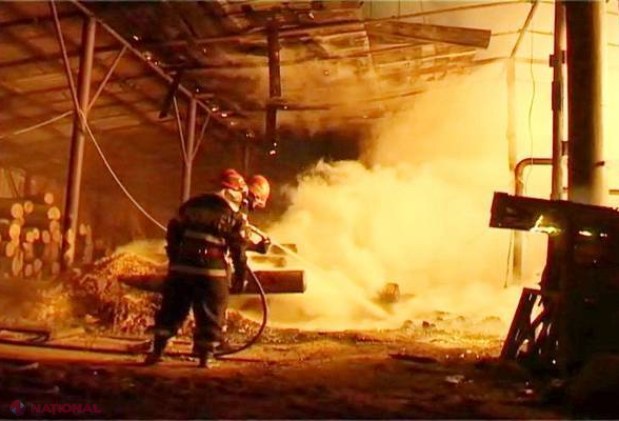 Detalii despre INCENDIUL de la fabrica de mobilă! Ce a ars