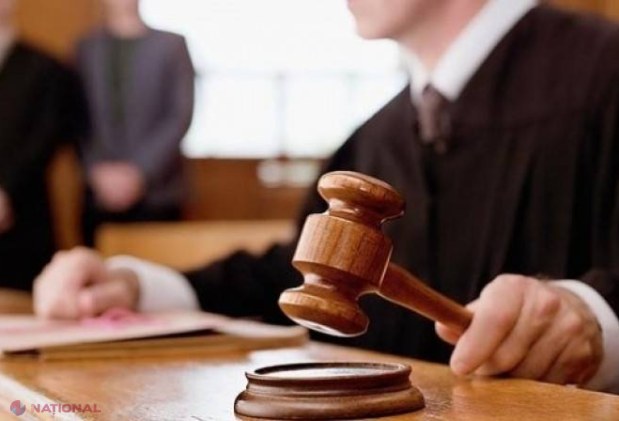 NESIMȚIRE // Mai mulți judecători au decis să se PREMIEZE cu ocazia Zilei Independenței