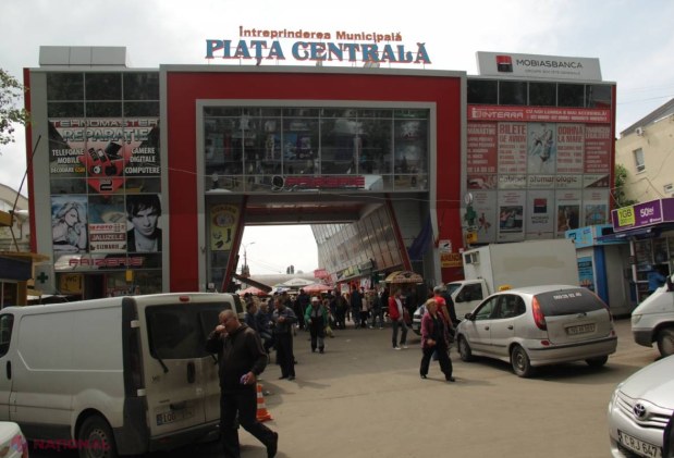 FOTO // Ce a mai rămas după incendiul DEVASTATOR de astă-noapte de la Piața Centrală