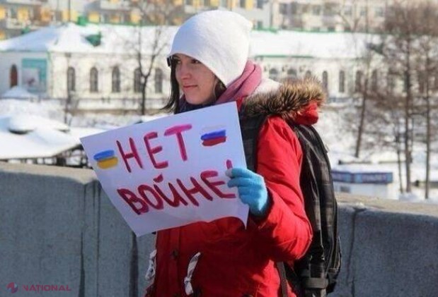 Proteste în Rusia împotriva INVAZIEI MILITARE în Ucraina. Peste 100 de persoane au fost REŢINUTE