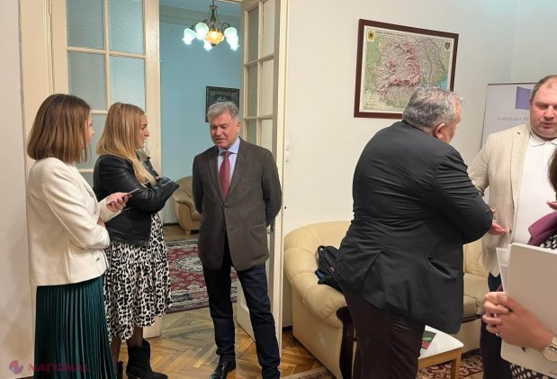 Producătorii din R. Moldova ar putea să-și MĂREASCĂ exporturile de FRUCTE proaspete în lanțurile de magazine din România