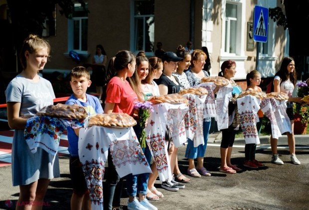 FOTO // „Cât timp la Chișinău nu pot ÎMPĂRȚI puterea...” Ilan Șor a inaugurat o nouă stradă reparată capital la Orhei