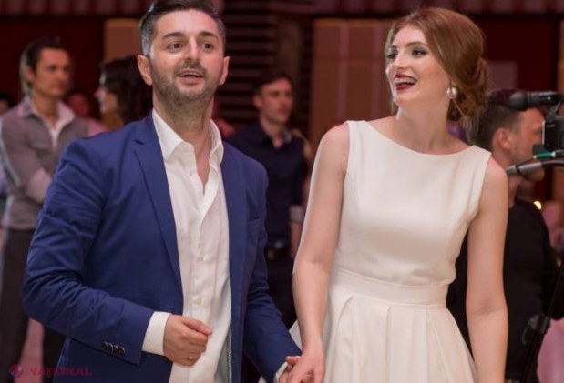FOTO // Adrian Ursu a fost mire din nou! Vezi cum s-au distrat oaspeții la petrecerea interpretului