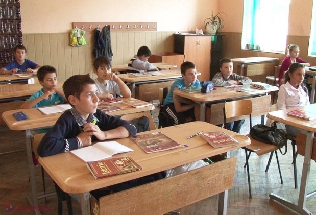 DECIS // Amenzi pentru cei care vor marca mesaje electorale pe bunurile donate în școli și grădinițe