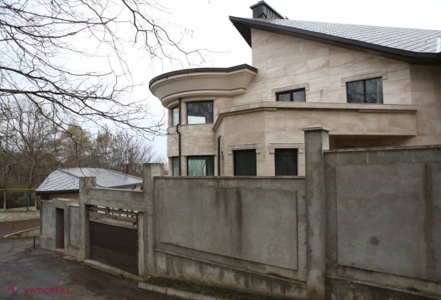POZE // Cum arată cea mai scumpă casă a unui demnitar