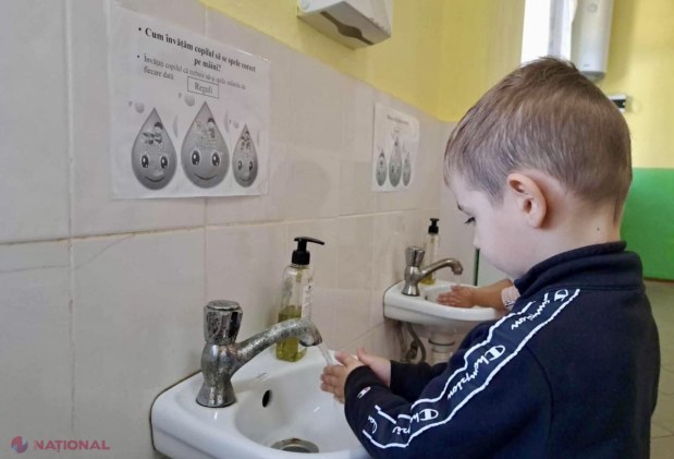 FOTO // Apă bună la robinet pentru 700 de gospodării din satul Hăsnășenii Mari, raionul Drochia
