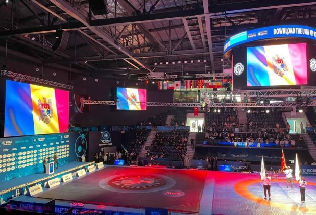 FOTO // Medalie de argint pentru R. Moldova la Campionatul MONDIAL de lupte din Turcia. Alexandru Borș a avut o prestație exemplară și a confirmat forma bună de la europene