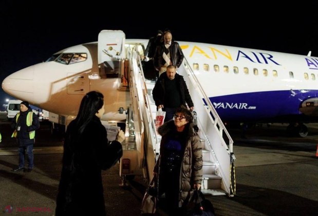 FOTO // Primii din cei 500 câștigători ai „Tombolei de Crăciun”, organizate în cadrul Programului „Casa mea e Moldova” pentru DIASPORA din Italia, au revenit acasă