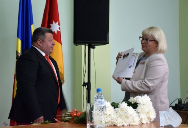 TRADIȚIE // Ilan Șor continuă să ofere PREMII CONSISTENTE celor mai buni elevi din Orhei