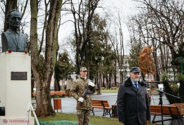 Grigore Vieru, omagiat la Iaşi în ziua în care poetul ar fi împlinit vârsta de 89 de ani. Primarul Chirica: ,,Când spui Basarabia, spui Grigore Vieru