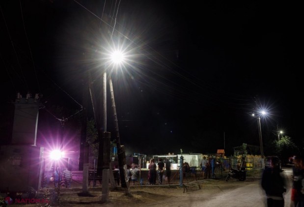 FOTO // Echipa Partidului „ȘOR” a dat în exploatare sistemul de ILUMINAT STRADAL în s. Fedoreuca: „Orhei devine cel mai iluminat raion din R. Moldova”