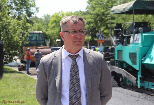 FOTO // La Orhei continuă lucrările ample de RENOVARE a străzii centrale: Șor: „Dodon găsește un milion de motive că nu repare drumurile în sate. Va trece pandemia și el va găsi alte motive pentru a-și acoperi neputința”