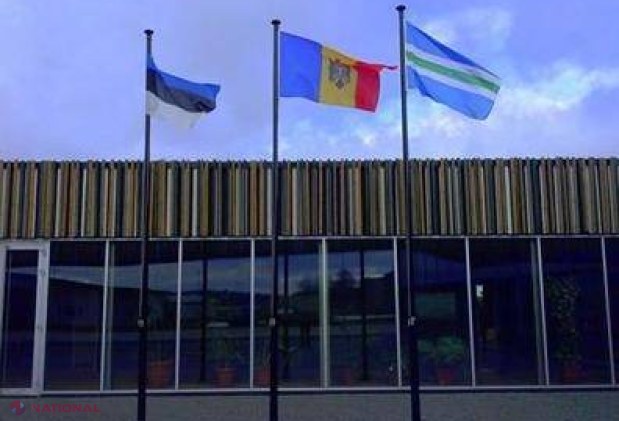 ONOARE // Drapelul R. Moldova, arborat în faţa unei Primării din Estonia