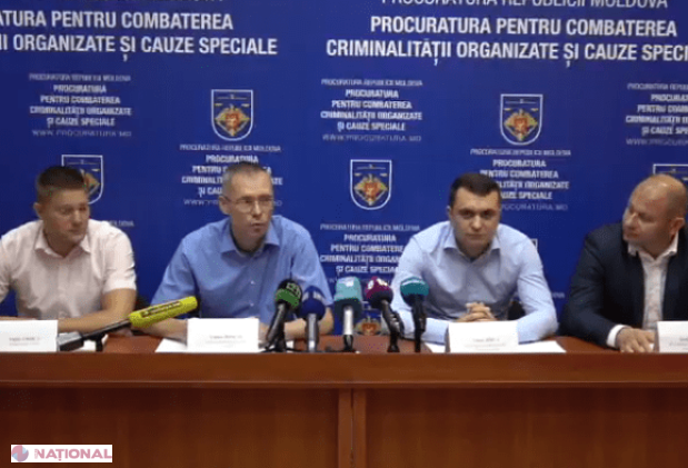 Contrabandă cu ANABOLIZANTE în proporții deosebit de mari. Procurorii au ridicat 100 de mii de euro, ARME, dar și steroizi de la domiciliile celor opt suspecți