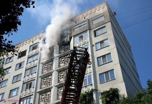 Incendiu într-un BLOC de locuit din Chișinău