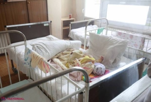 Descreştere a FERTILITĂȚII în R. Moldova: Cea mai mare natalitate - la sat, femeile cu studii superioare decid mai greu să nască 