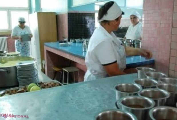 Grădinițele din Chișinău FĂRĂ bucătari își vor relua activitatea: O mămică și-a propus serviciile, numai ca micuțul ei să meargă la grădiniță
