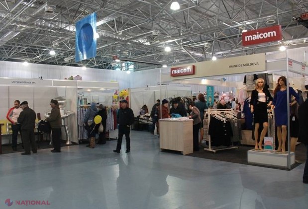 FOTO Peste 250 de producători autohtoni, cu marfa pe tarabe. Iată cele mai căutate produse