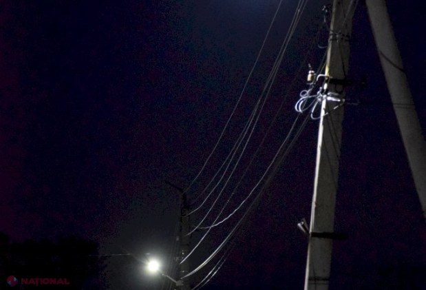 FOTO // Raionul Orhei, ILUMINAT aproape în totalitate. Isacova, un alt sat dotat cu iluminat stradal: „Orhei a devenit un raion model de dezvoltare, iar asta se datorează muncii asidue a echipei noastre”