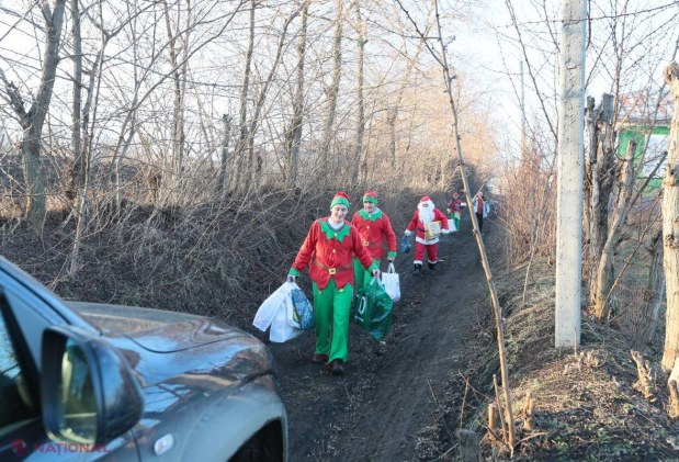 Vă mulțumim! Moș Crăciun a fost la Fântânița! Cu văcuță, alimente, haine, bani, televizor și frigider