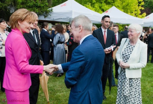 FOTO // Seară dedicată Republicii Moldova, găzduită de Custodele Coroanei, la București. Principele Radu, către participanții de la Chișinău: „Identitatea coroanei legată de plaiurile pe care le reprezentaţi”