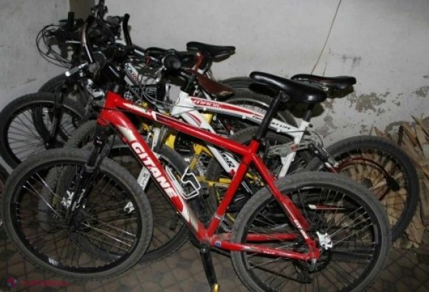 „Performanță”: Ar fi furat mai mult de 20 de BICICLETE la nordul R. Moldova