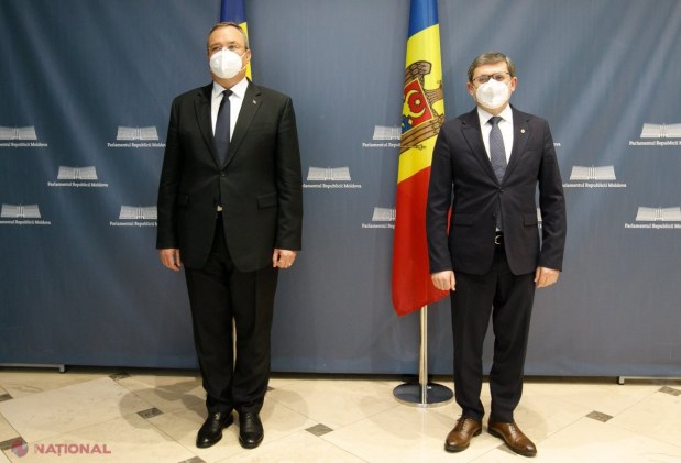 FOTO // Cetățenii R. Moldova, principalii BENEFICIARI ai ajutorului de 100 de MILIOANE de euro acordați de România: „Sunt bani care vor dezvolta comunitățile noastre prin crearea LOCURI de MUNCĂ, prin proiecte de infrastructură, culturale și de dezv
