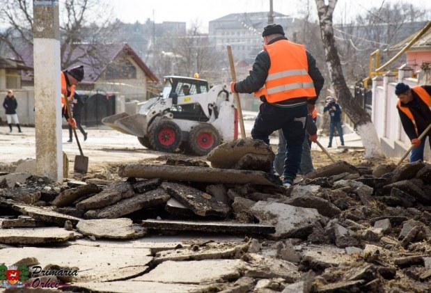 FOTO // Ilan Șor: „În timp ce politicienii pălăvrăgesc, eu construiesc drumuri”