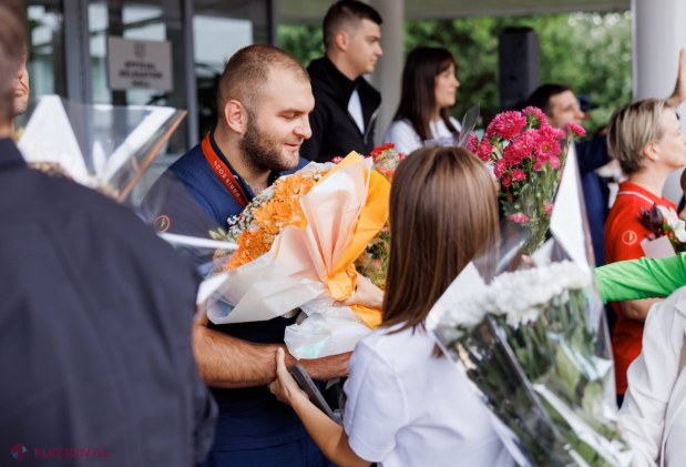 Ion Basoc va primi 2,6 milioane de lei, iar Oleg Crețul - două milioane, pentru medaliile obținute la Jocurile Paralimpice de la Paris: Sportivii, întâmpinați ca niște eroi la aeroport