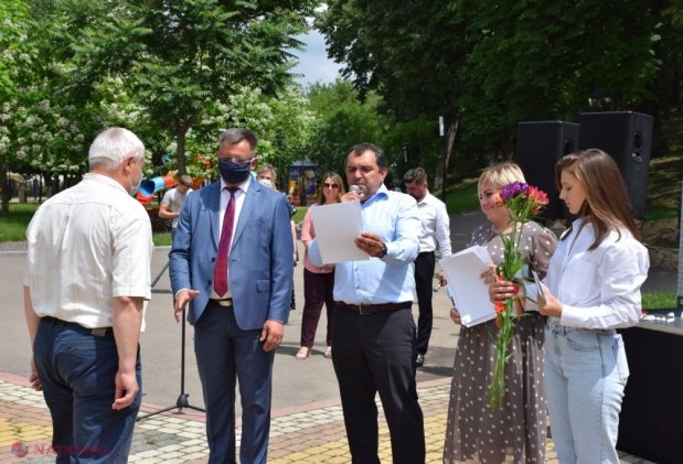 FOTO // Ilan Șor a oferit PREMII generoase lucrătorilor medicali din tot raionul Orhei de ziua lor profesională