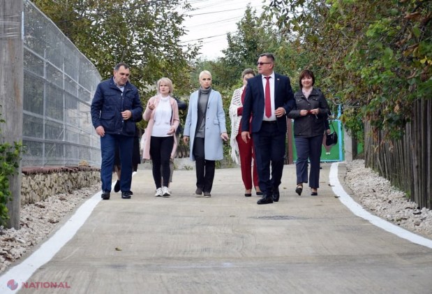 FOTO // Echipa lui Ilan Șor continuă reparațiile de amploare a drumurilor din Orhei. Alte două străzi secundare au fost renovate după 50 de ani
