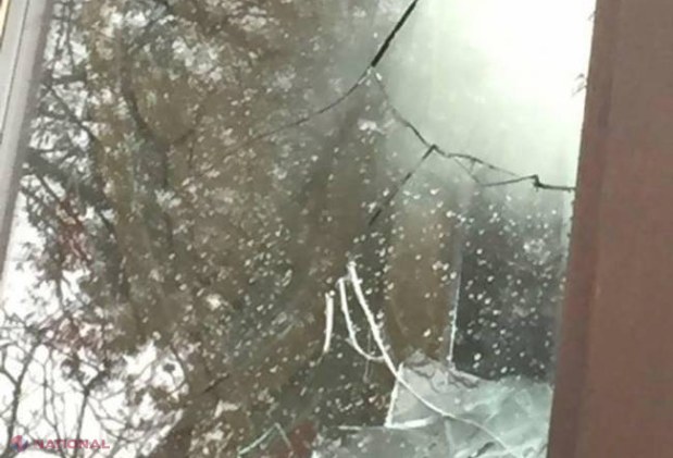 FOTO // După ce și-a cerut IERTARE de la Maia Sandu pentru INSULTELE aduse de Marchel, Parohia condusă de Borșevschi a fost VANDALIZATĂ