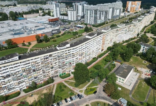 FOTO // Cum arată cel mai lung bloc de apartamente din Europa: are aproape 1 km lungime. Câți oameni locuiesc în el