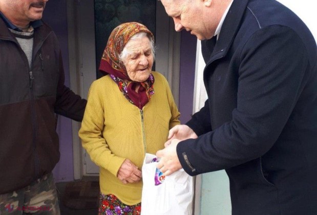 FOTO // Persoanele cu nevoi speciale, vizitate și ajutate de către primarii aleși din partea Partidului „ȘOR”