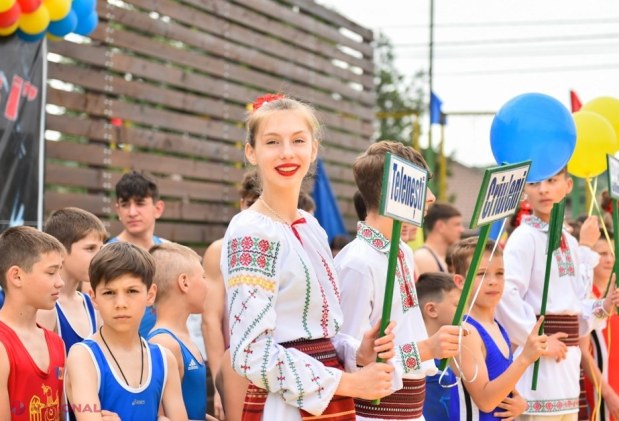 FOTO, VIDEO // Turneu de TRADIȚIE la Călărași. Circa 270 de atleți din mai multe state au participat la cea de-a 39-a ediție a Cupei Călărași la lupte libere