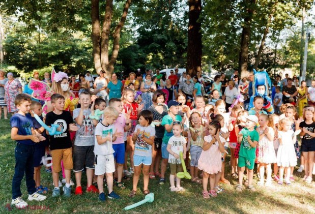 FOTO // În alte două sate au fost inaugurate terenuri de joacă pentru copii, în cadrul proiectului lansat de Partidului „ȘOR”