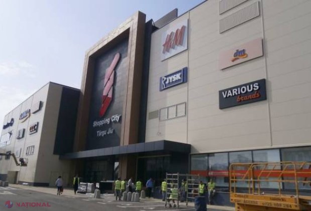 Panică într-un mall din România. Un bărbat a tras cu pistolul în incinta centrului comercial 