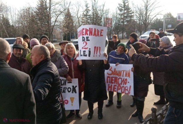 VIDEO, DOC // Proteste în toată REPUBLICA. Membrii și simpatizanții Partidului „ȘOR” cer majorarea pensiilor: „Suntem gata să organizăm acțiuni masive de protest împotriva actualei guvernări corupte și incompetente”