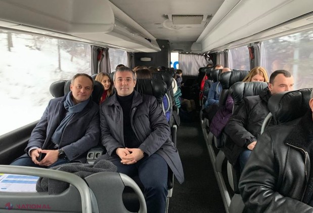 VIDEO // Caravana PD a pornit prin localitățile R. Moldova. Spicherul Candu și-a INTERVIEVAT colegii: „Avem intenția să colindăm întreaga țară”