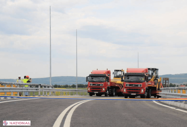 Cea mai mare INTERSECȚIE cu POD din R. Moldova a fost deschisă circulației: „Drum european pe bani americani”