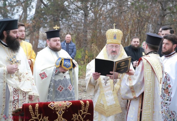FOTO // La Ratuș a fost INAUGURATĂ o „nouă EMBLEMĂ” a Mitropoliei Basarabiei – Biserica cu hramul „Sf. Cuvioasa Parascheva și Sf. Ioan Botezătorul”. Înaltpreasfințitul Petru, aprecieri pentru „evenimentul ISTORIC” organizat de Părintele Ioan Marian