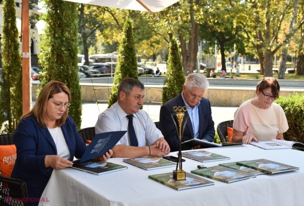FOTO // Cel mai mare sportiv din istoria R. Moldova, Tudor Casapu, la 60 de ani. Mingireanul, SINGURUL campion olimpic moldovean la o probă individuală, a primit în dar ALBUMUL „Campion pentru eternitatea neamului”
