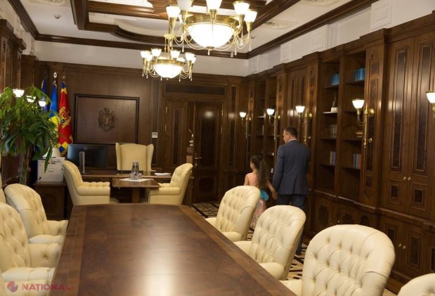 FOTO, VIDEO // Cine e domnișoara care l-a determinat pe Andrian Candu să-i CEDEZE fotoliul de președinte al Parlamentului