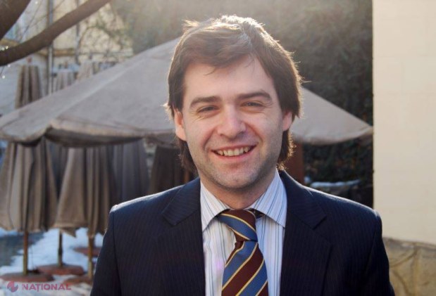 Mai mulţi oficiali de la Chişinău vor primi MEDALII pentru contribuţia la liberalizarea regimului de vize cu UE