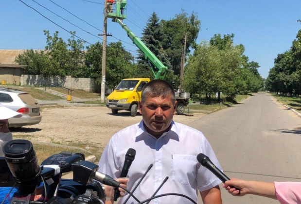 FOTO // Partidul „ȘOR” a dat start lucrărilor de iluminare stradală în comuna Doina, r. Cahul: „Nu vom permite autorităților să se răzbune pe cetățeni”